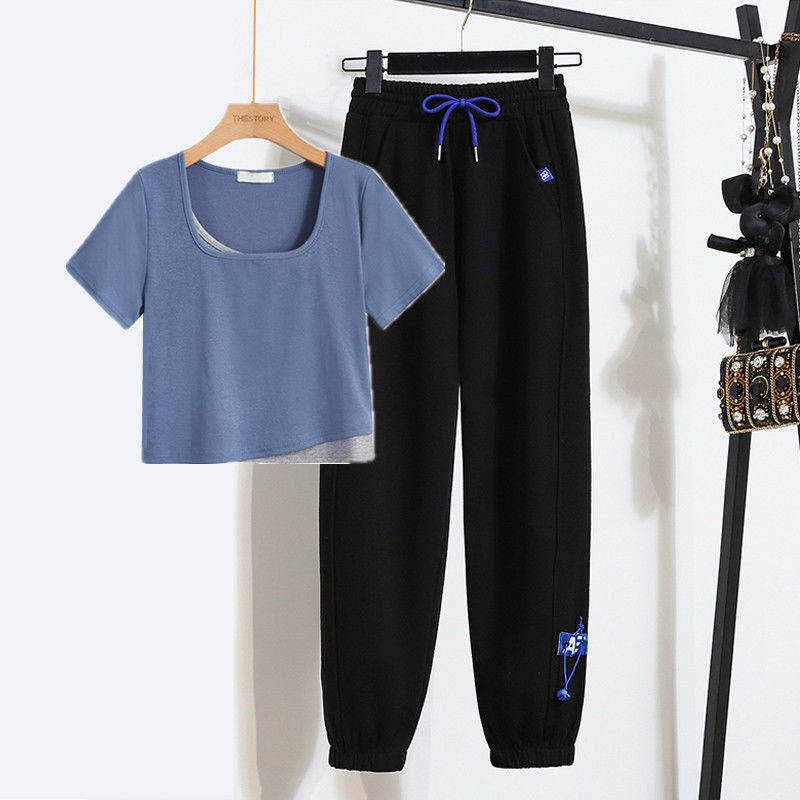 藍色/T恤+黑色/休閒褲