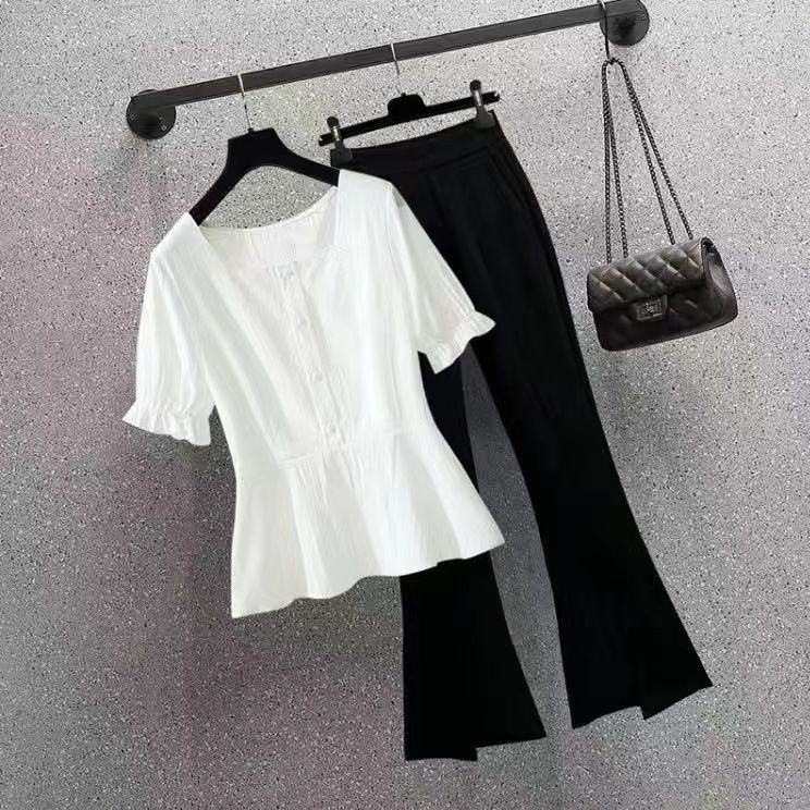 白色襯衫+黑色長褲/套裝